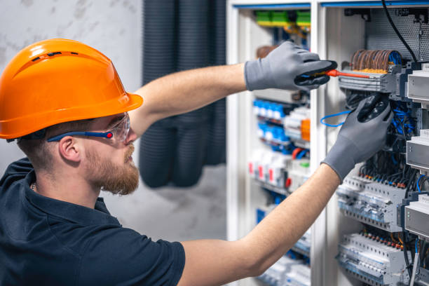 Best Affordable Emergency Electrician  in Franklin, LA